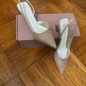 Sarto Women's Gold Slingback kitten  Heels